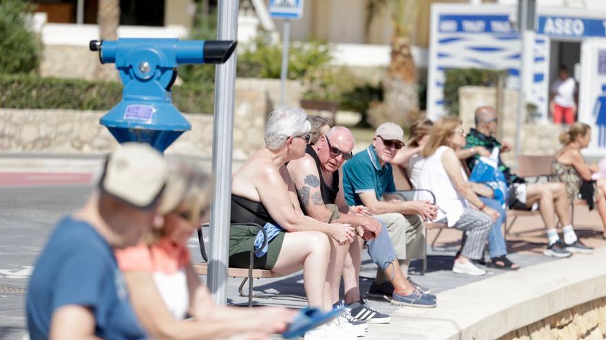 Un meteorólogo se pronuncia sobre la llegada de lluvias a Alicante: "Respuesta corta: no. Respuesta elaborada..."