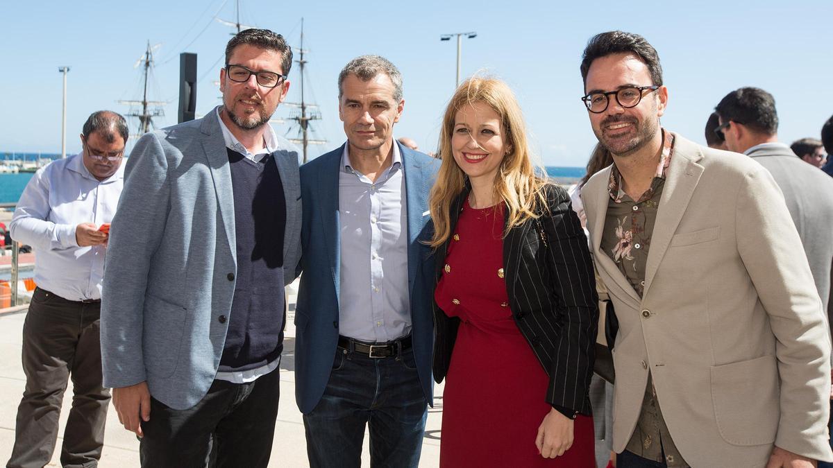 Javier Gutiérrez, Toni Cantó y Teresa Ortiz en un acto electoral de Cs de la pasada campaña.