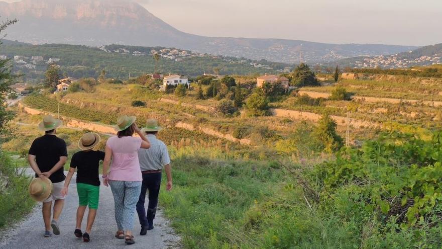 &quot;Moscatel con los 5 sentidos&quot;, una ruta por el paisaje agrícola de Benitatxell