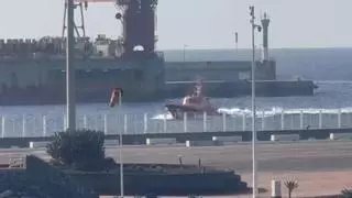 Salvamento Marítimo rescata una patera con 82 migrantes al noreste de Lanzarote, tres de ellos fallecidos y otro en estado crítico