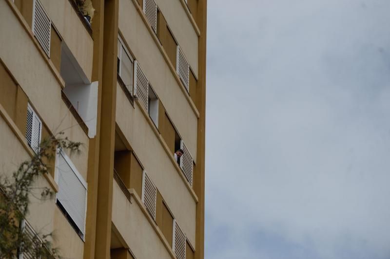 Incendio en un edificio de Jinámar