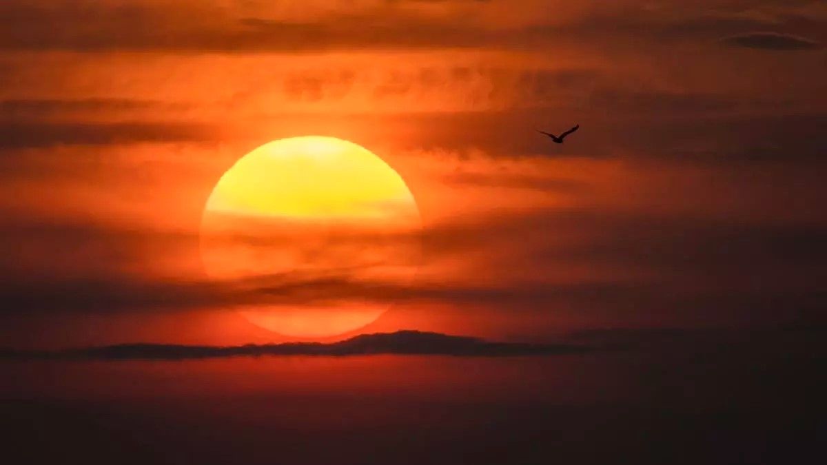 Fenómeno solar en Finisterre | A unas horas de que el sol conecte Galicia  con Japón