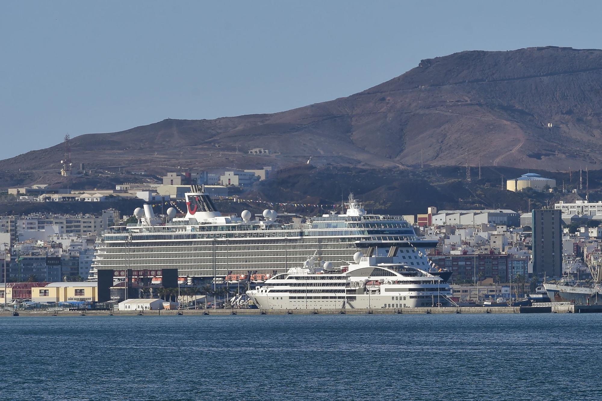 Crucero  Scenic Eclipse en el Puerto de Las Palmas