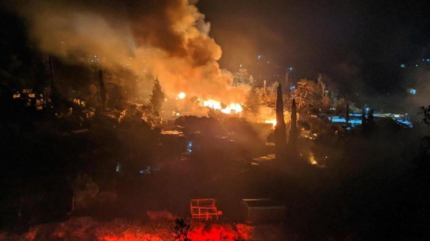 Incendio en el campo de refugiados de la isla griega de Samos