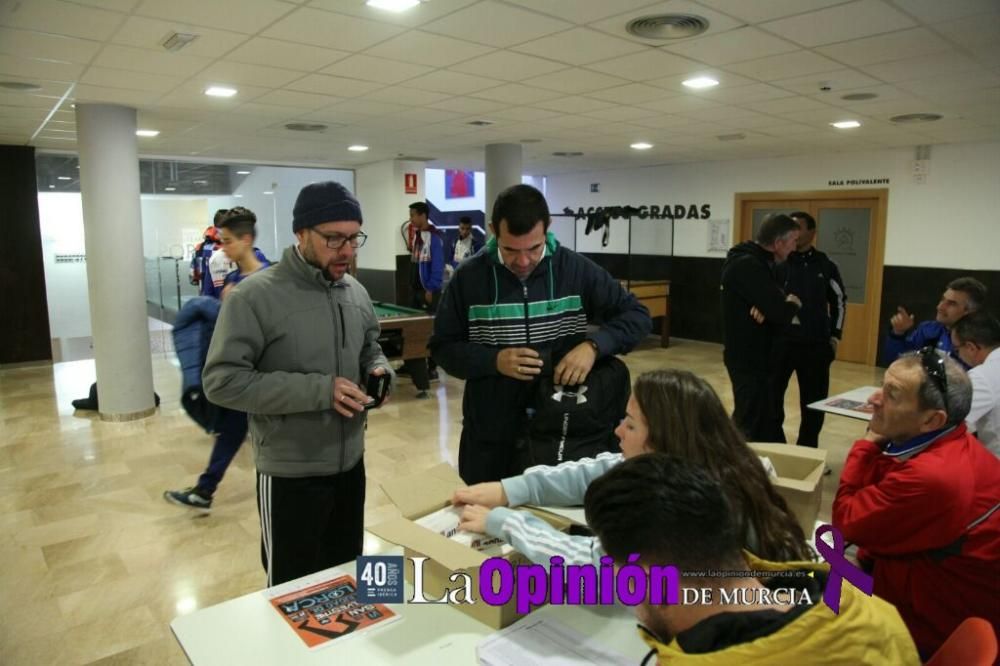 Recogida de dorsales, ambiente y salida de la XXXI Media Maratón Ciudad de Lorca