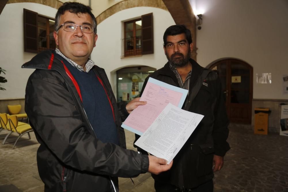 Tractorada sorpresa de los agricultores de Mallorca contra el Govern Armengol