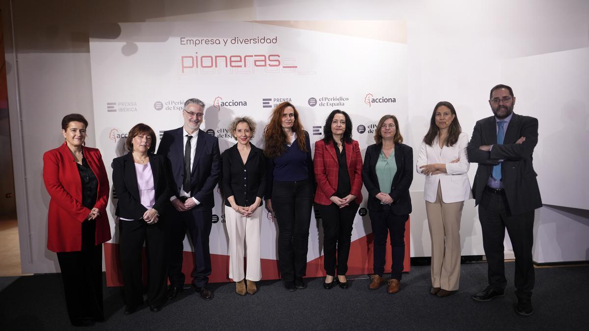 Pioneras: mujeres líderes y referentes para las nuevas generaciones de niñas