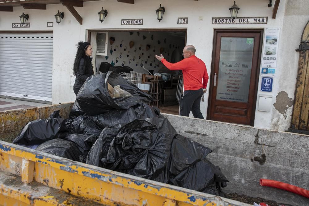 Tossa de Mar intenta recuperar la normalitat després del temporal «Gloria»