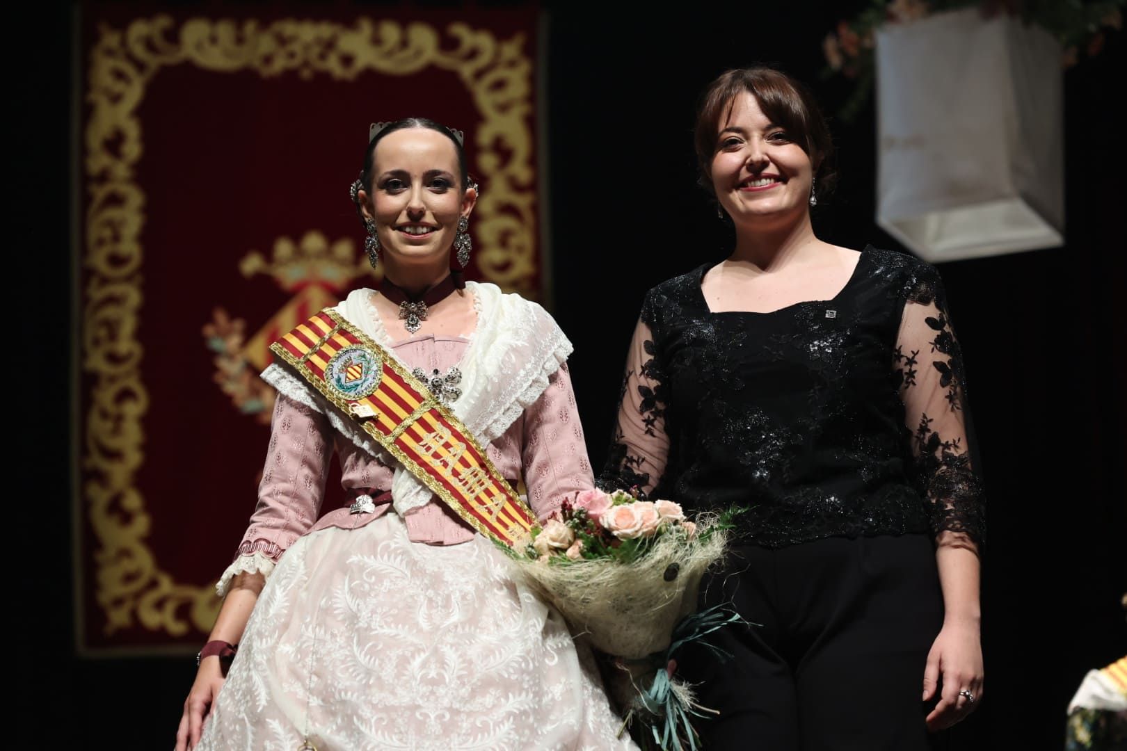 Vila-real proclama a Nadia Alba como su nueva reina de las fiestas