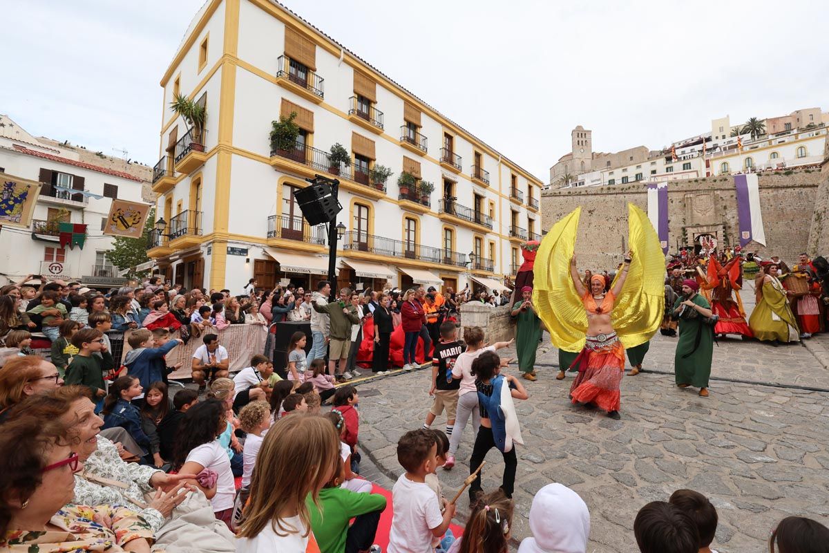 Todas las imágenes de la inauguración de la feria Eivissa Medieval