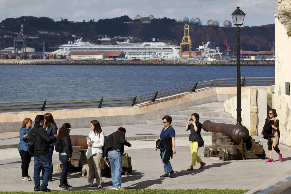 Crucero en El Musel