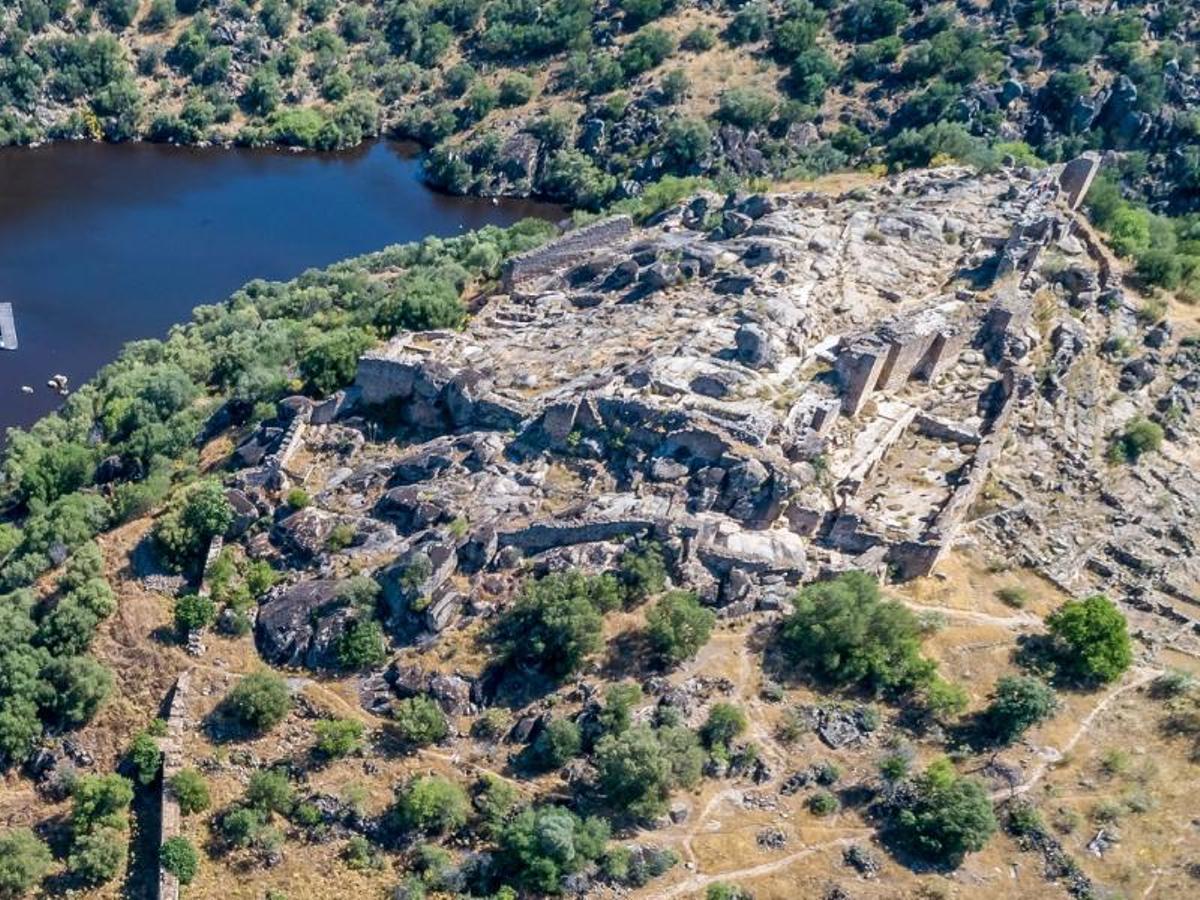 Yacimiento arqueológico de Ciudad de Vascos
