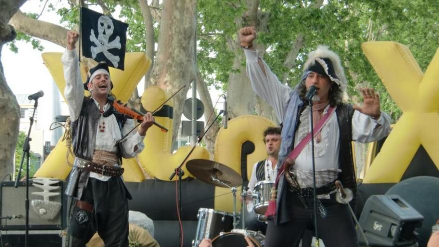 Continua la festa del Canaval a Portbou, Figueres i Vila-sacra