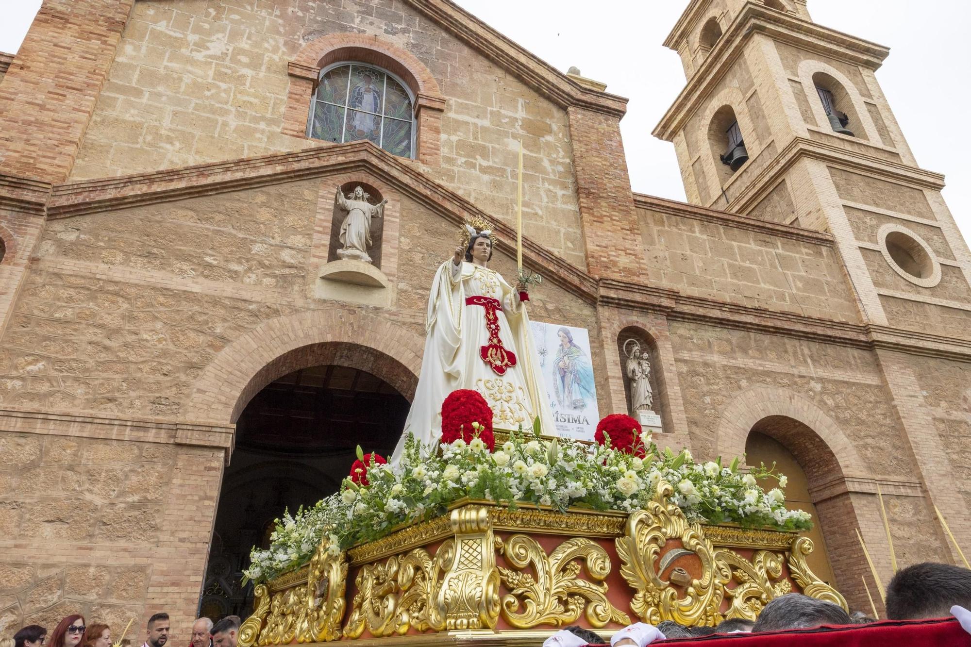 Aquí están las imágenes de la Procesión de Las Palmas de Domingo de Ramos en Torrevieja