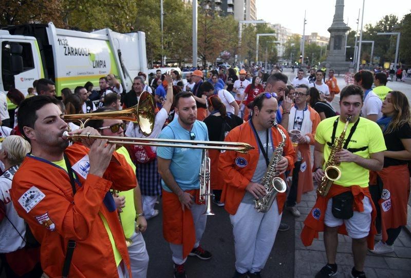 Las peñas de la Federación vuelven a tomar la calle en su maratón de charangas