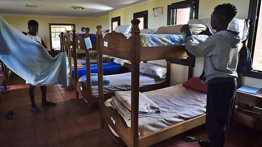 Los chicos se encargan de acondicionar sus habitaciones. | | ANDRÉS CRUZ