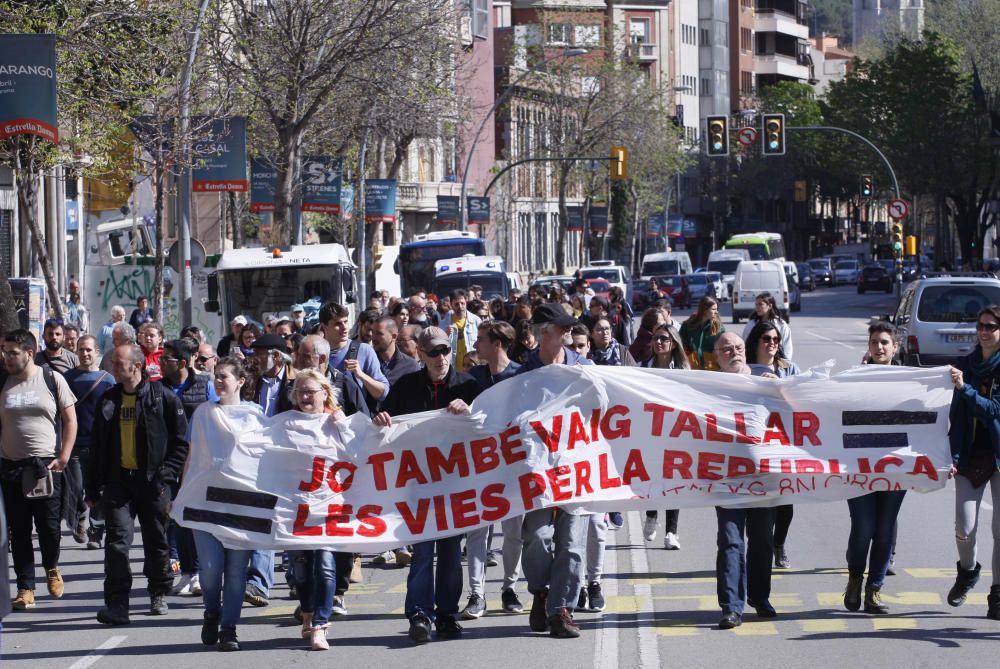 Concentració de suport al noi encausat pel tall a les vies del tren