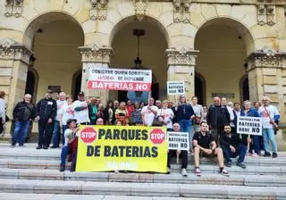 Villaviciosa rechaza con un acuerdo plenario los parques de baterías en el municipio