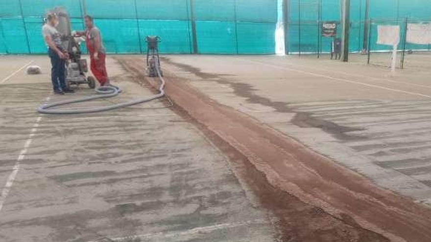 Panorámica de una de las pistas de tenis.