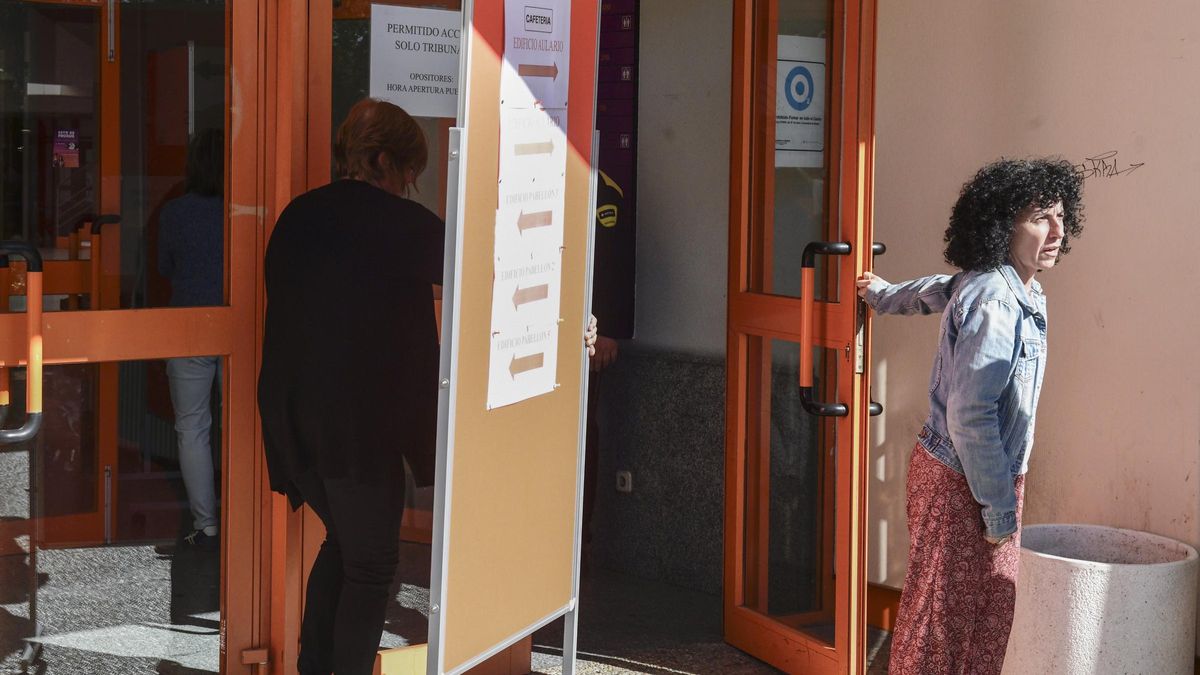 Exterior de la Facultad de Económicas de la UCM, en el campus de Somosaguas de Madrid, donde ayer se iba a celebrar el examen de Información y Contenidos.