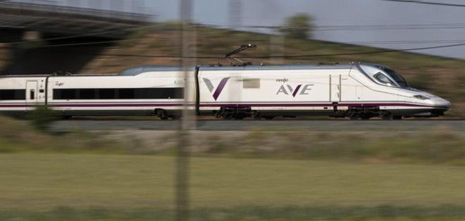 Suspendida la alta velocidad entre Madrid y Andalucía por un incendio en Córdoba