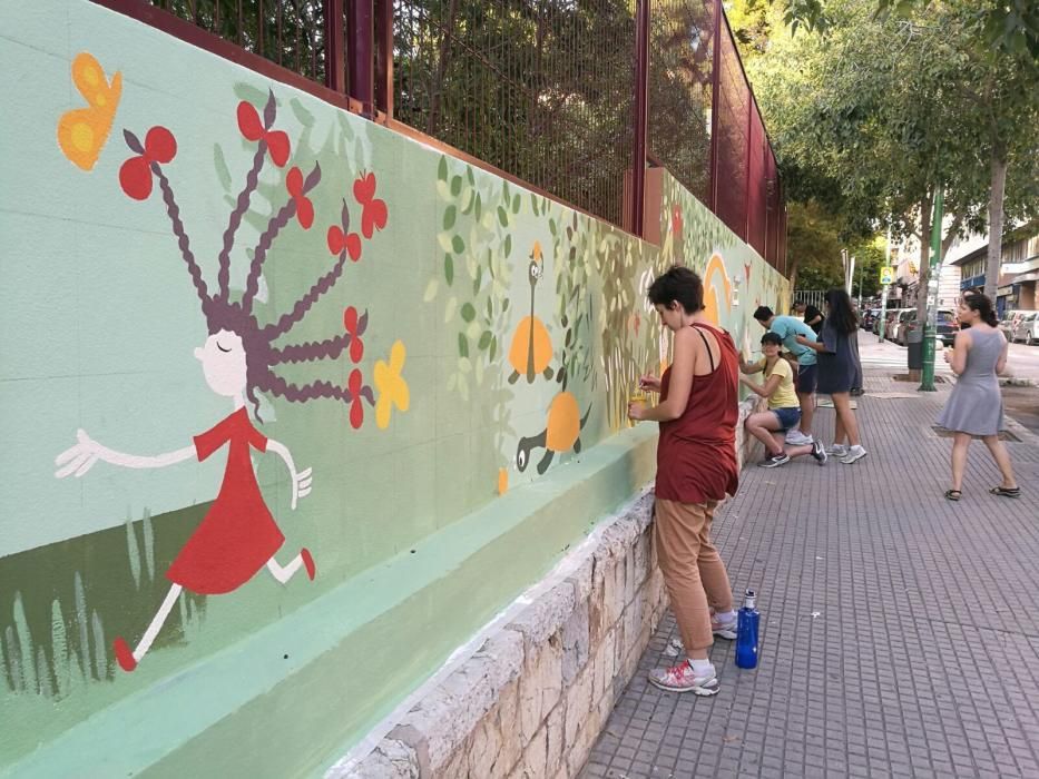 Nuevo mural en el CEIP Aina Moll de Palma