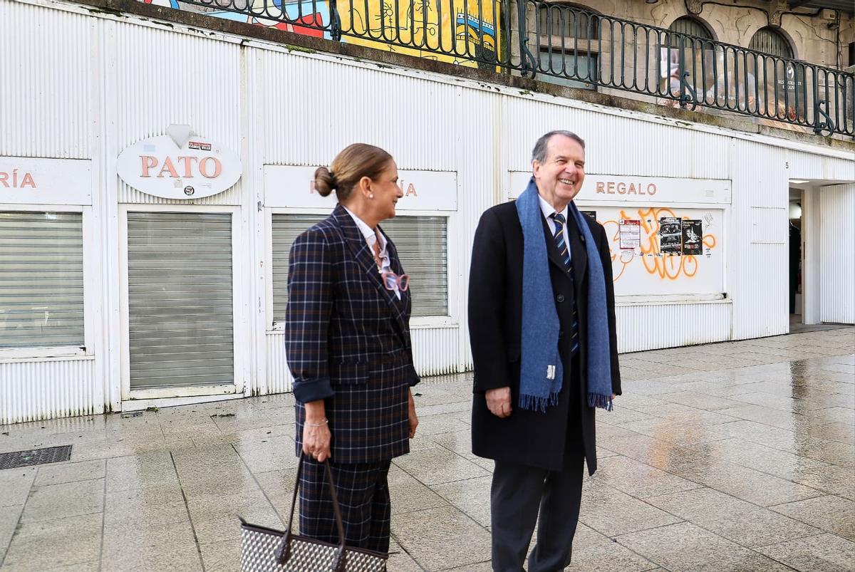 Carmela Silva y Abel Caballero, en la Porta do Sol.