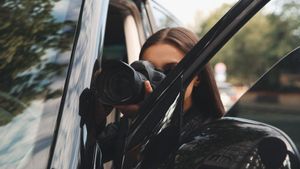 Les mútues gasten més de mig milió de diners públics en detectius per seguir empleats de baixa