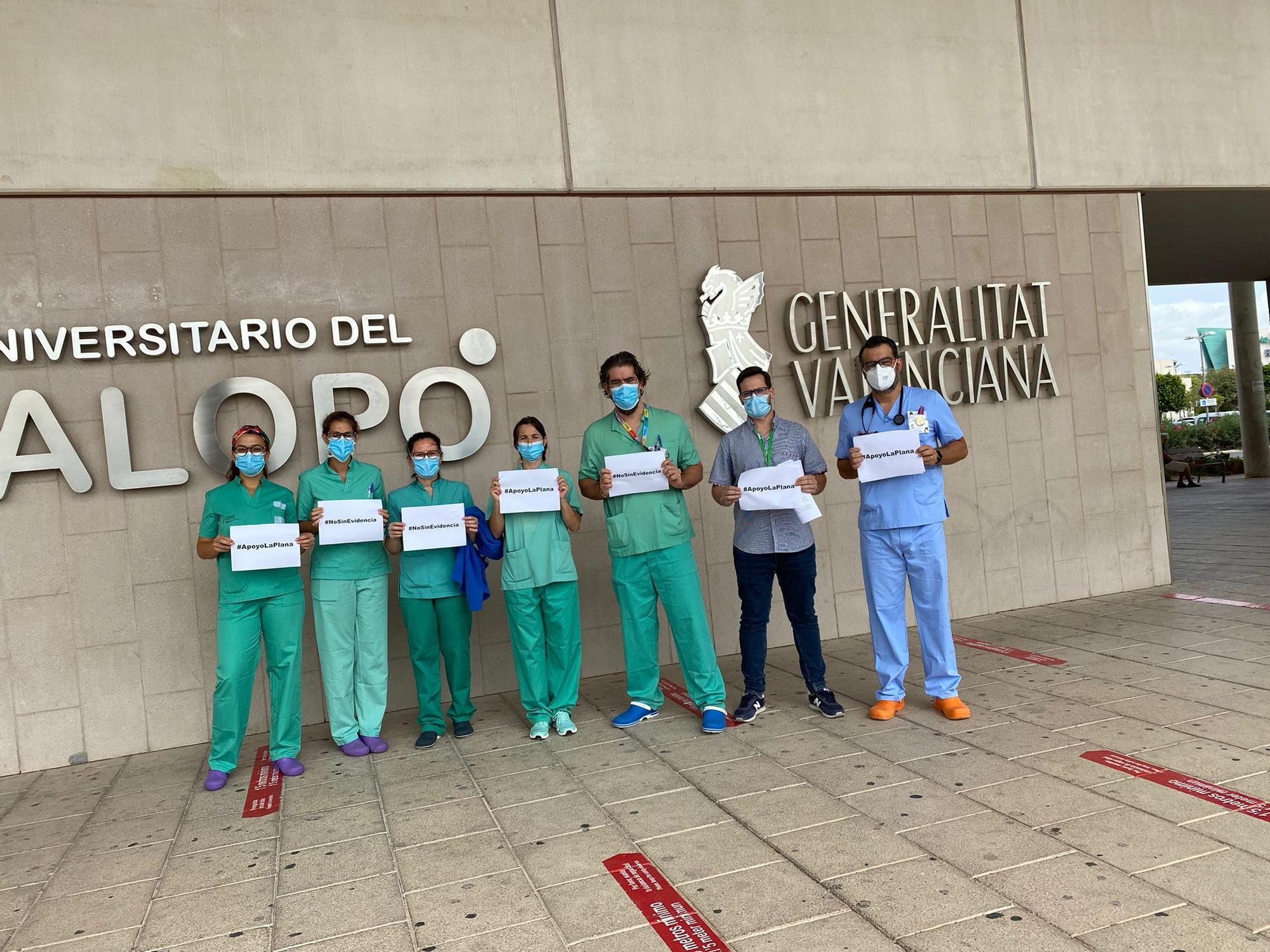 Protesta en los hospitales de la provincia en apoyo a los trabajadores de la UCI del Hospital La Plana