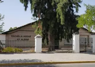 Peñarroya rehabilitará la antigua escuela hogar Fray Albino