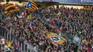 Laporta declara la guerra a la Grada d'Animació: le exige pagar 21.000 euros en multas en 15 días y amenaza con cerrarla
