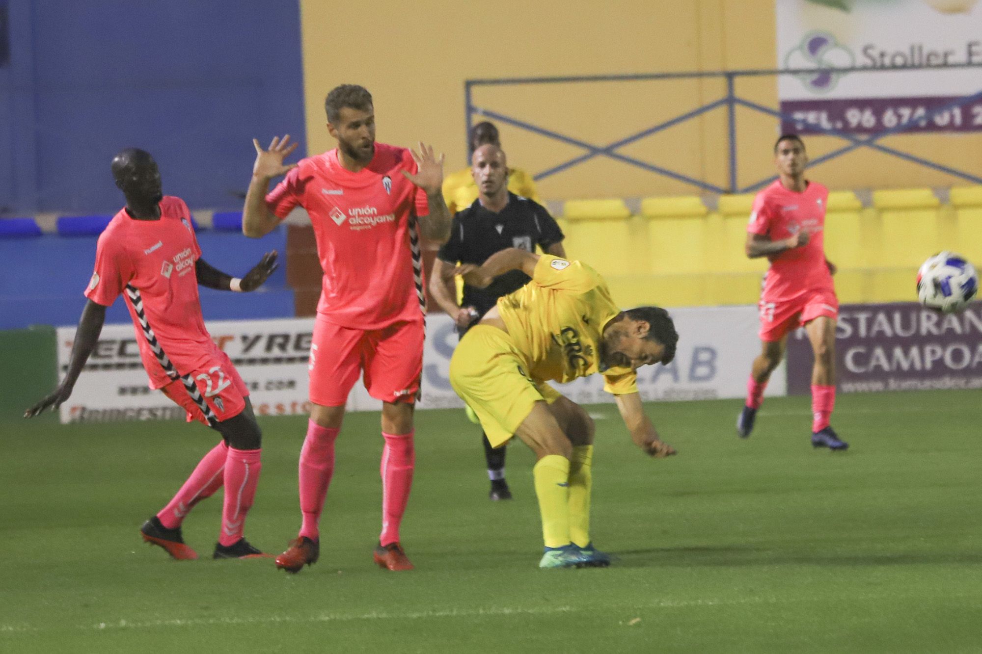 Orihuela-Alcoyano (0-0):  Sin pólvora en Los Arcos