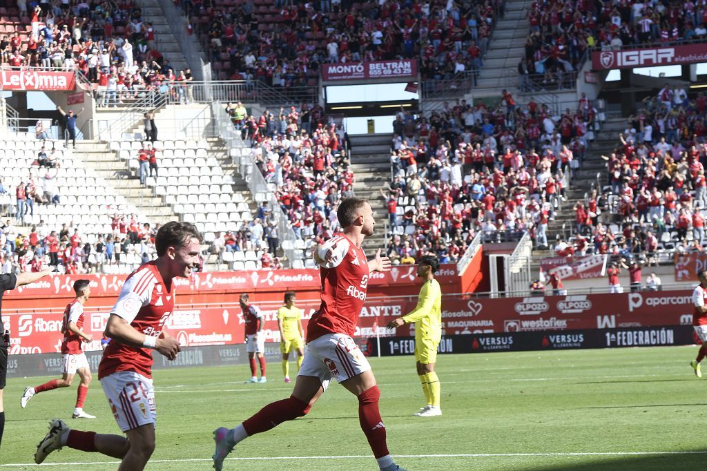 La victoria del Real Murcia frente al Villarreal B, en imágenes