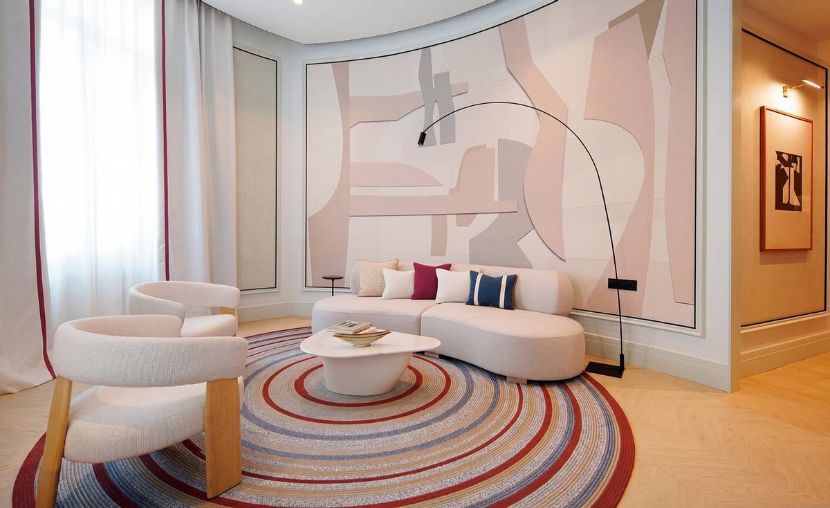 Interior de una suite en el hotel Áurea Palacio de la Tinta 5*, que abre sus puertas en Málaga este 22 de mayo.