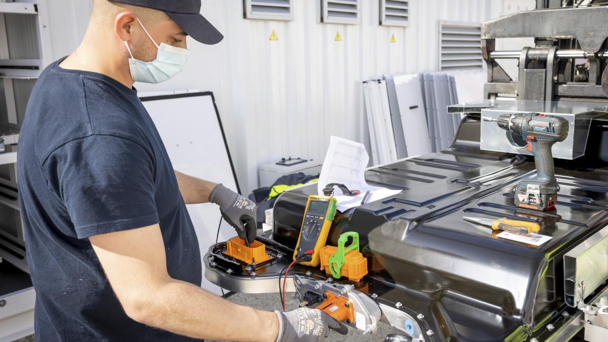 Montaje de baterías en Mobilize