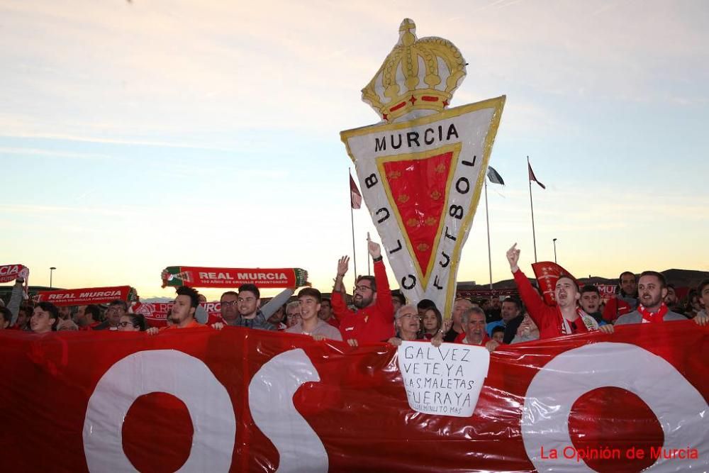 Nueva protesta contra Víctor Gálvez, presidente de