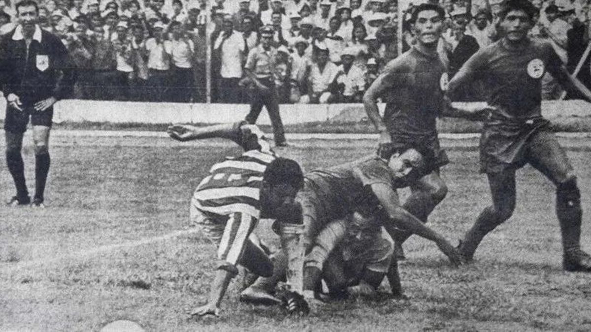 Partit de desempat, jugat a l'estadi Azteca de Mèxic DF