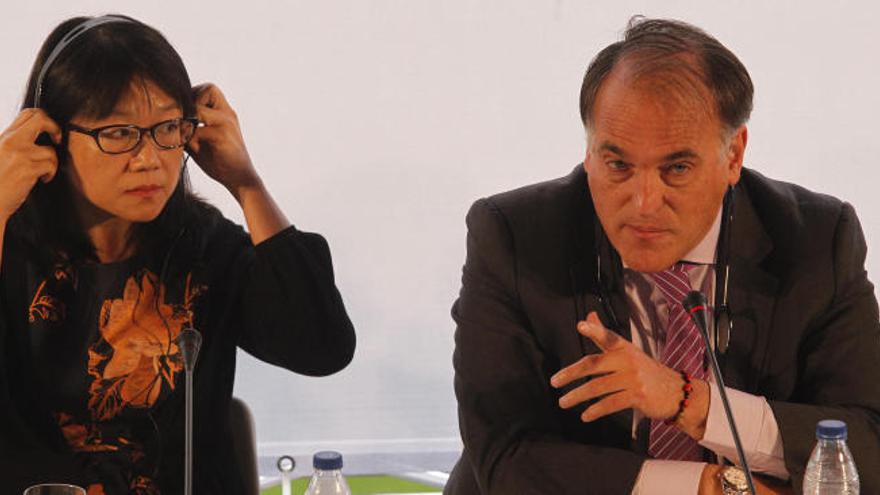 Javier Tebas: &quot;Los jugadores tienen que respetar al árbitro&quot;