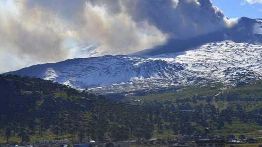 Argentina Y Chile En Vilo Ante El Volcan Copahue Faro De Vigo