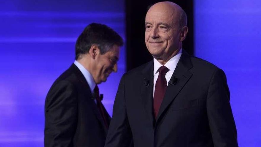 Juppé, a la ofensiva contra Fillon ante las primarias del centro-derecha de mañana