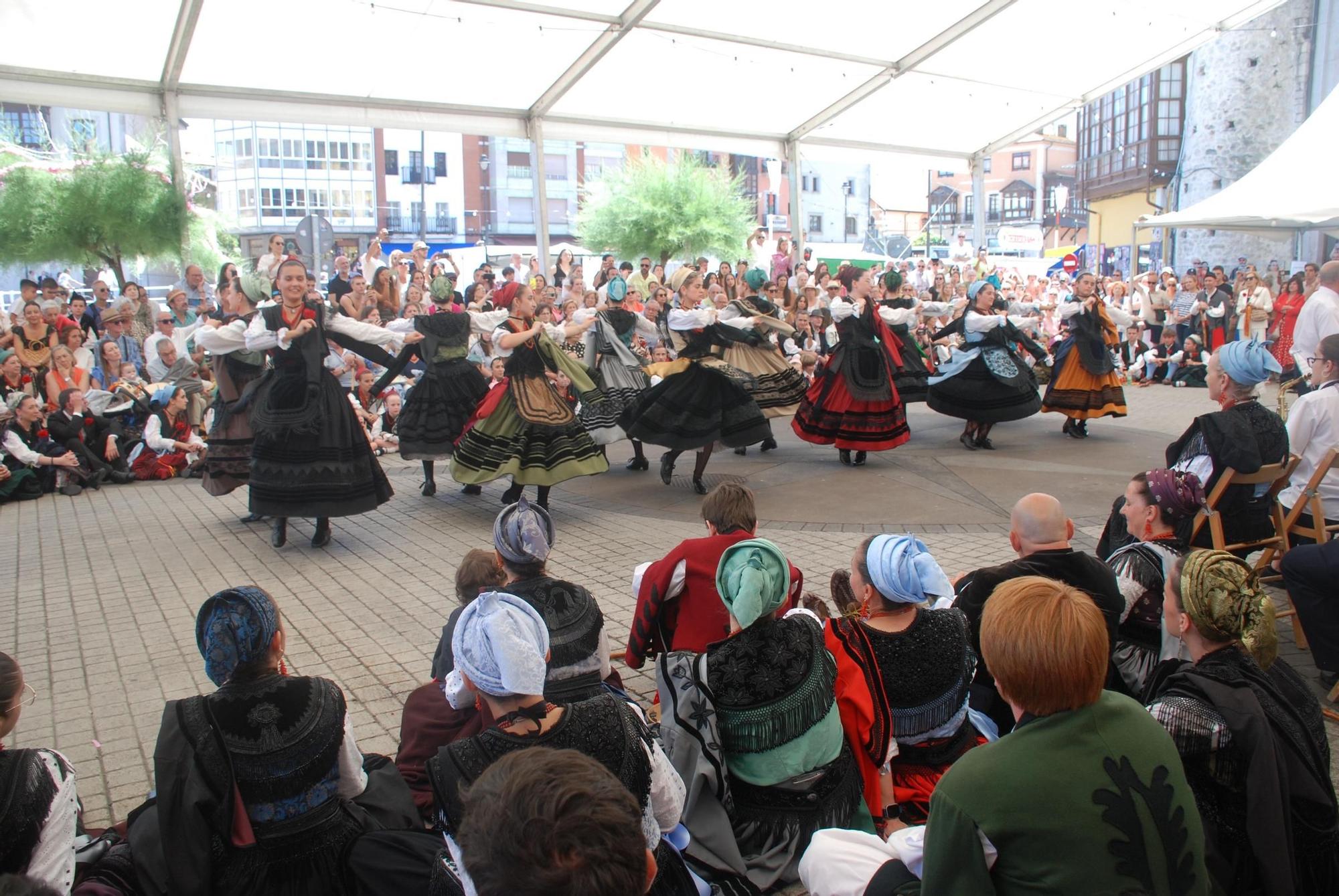Día grande de las fiestas de Santa María Magdalena en Llanes