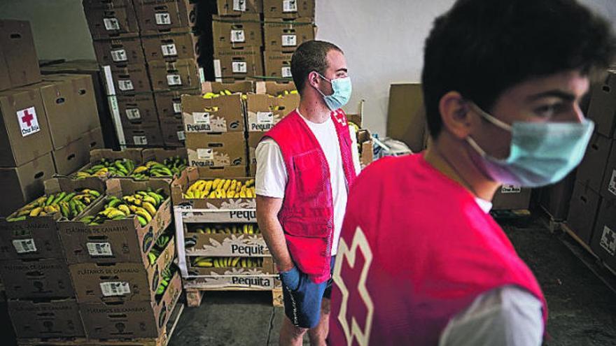 Centro de Cruz Roja para el reparto de alimentos.