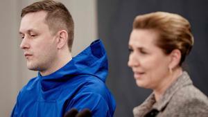 Nielsen es vesteix per a la guerra amb Trump