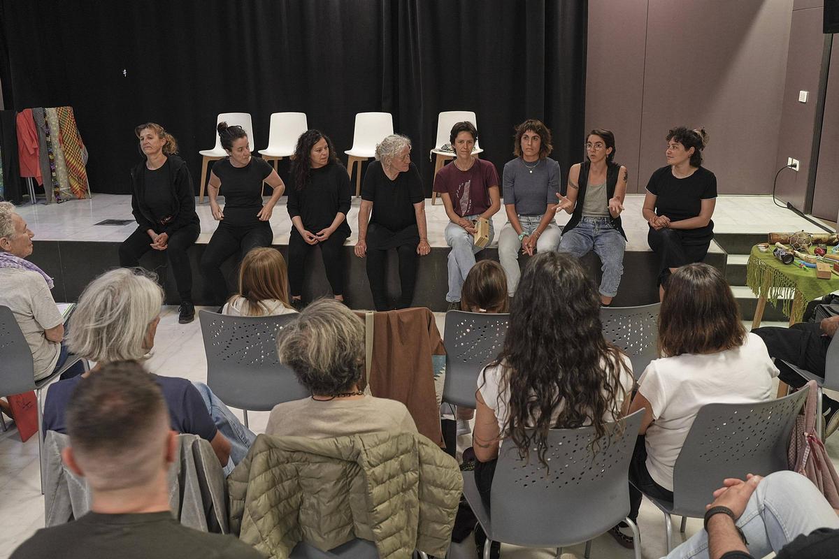 Compartir el dol a través del teatre espontani a Girona
