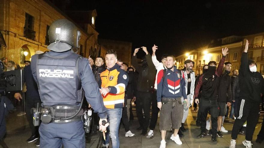Protestas por un mitin de Abascal en Avilés