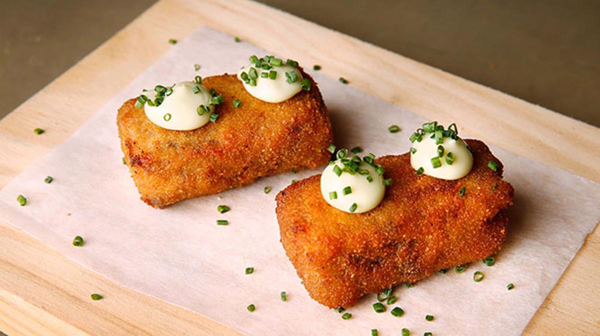 David Justo, chef del restarurante Ona Nuit (El Prat de Llobregat), explica cómo hace la croqueta de rabo de vaca vieja.