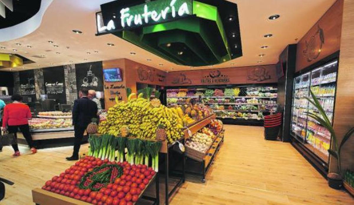 Frutería del supermercado Spar en The Market Puerto Rico.