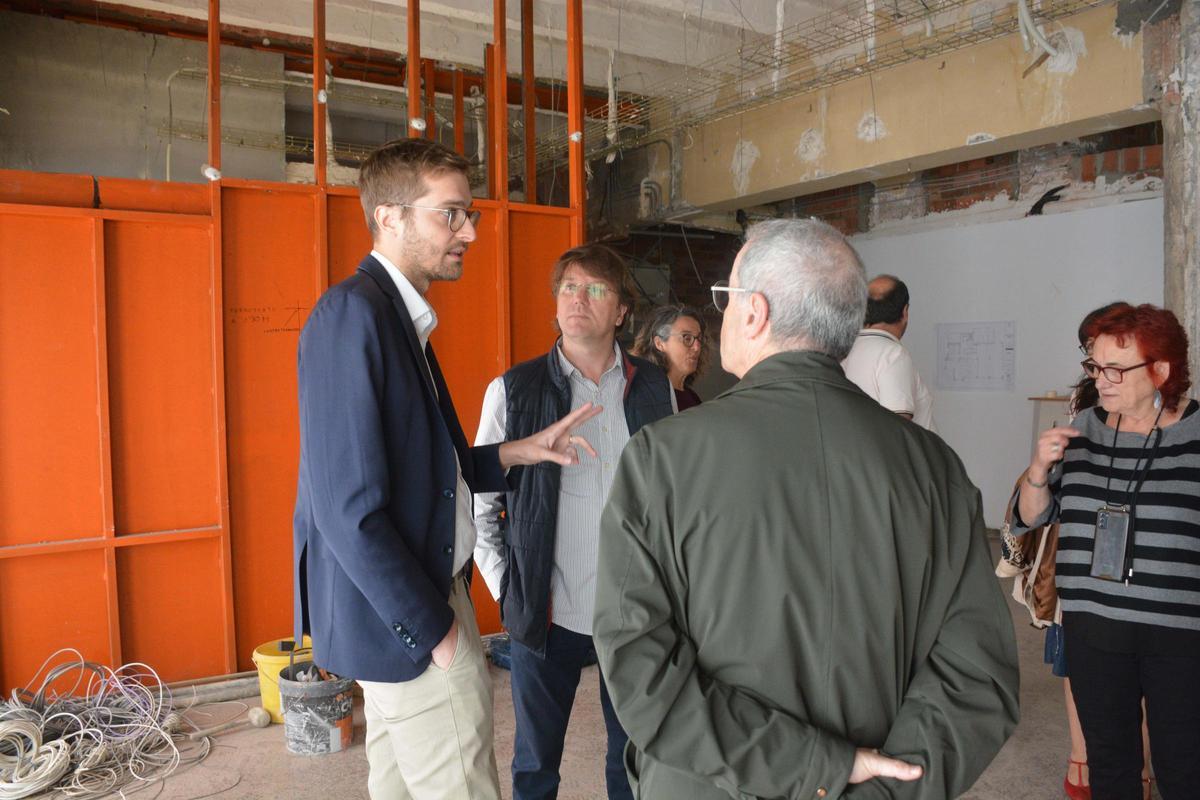 La visita institucional a les obres de la residència Montsacopa