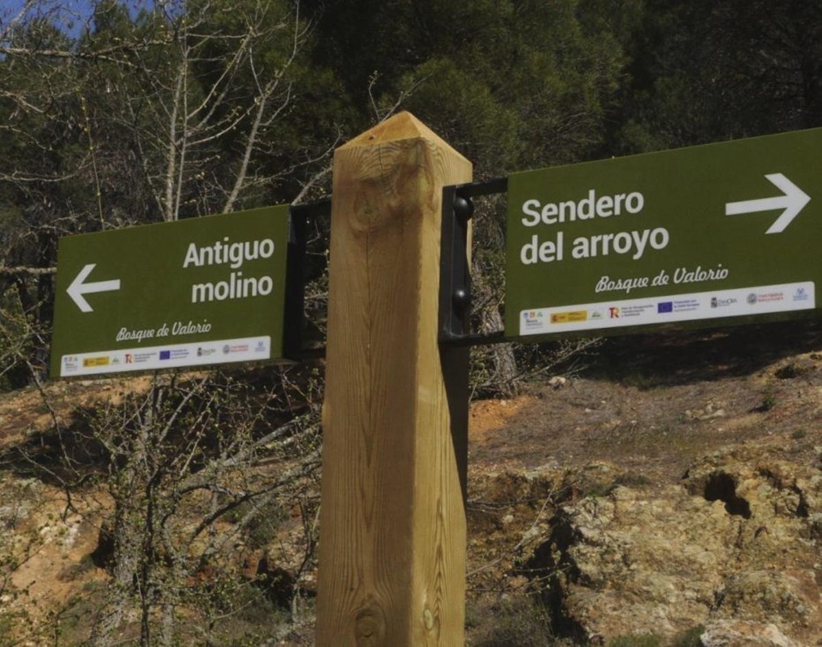 Nueva señalización en Valorio incluida en la actuación integral. | CEDIDA