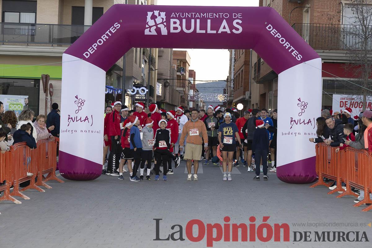 Bullas despide el año corriendo, búscate en las fotos